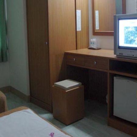 Chongko Guesthouse Patong Exterior photo